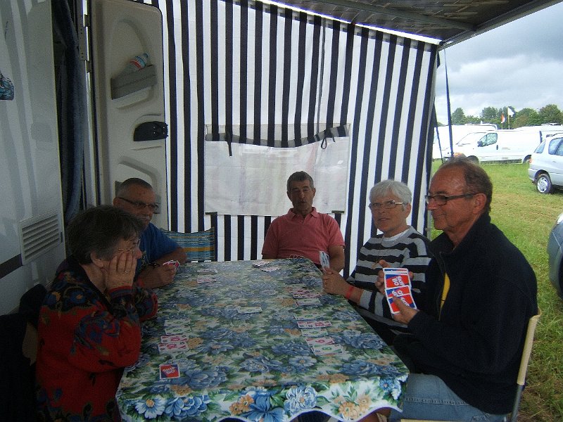 2011-08-03 67 Les cartes sont aussi de la partie.JPG